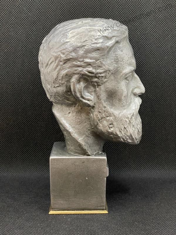 Bocker Jaroslav: Wilhelm Conrad Röntgen