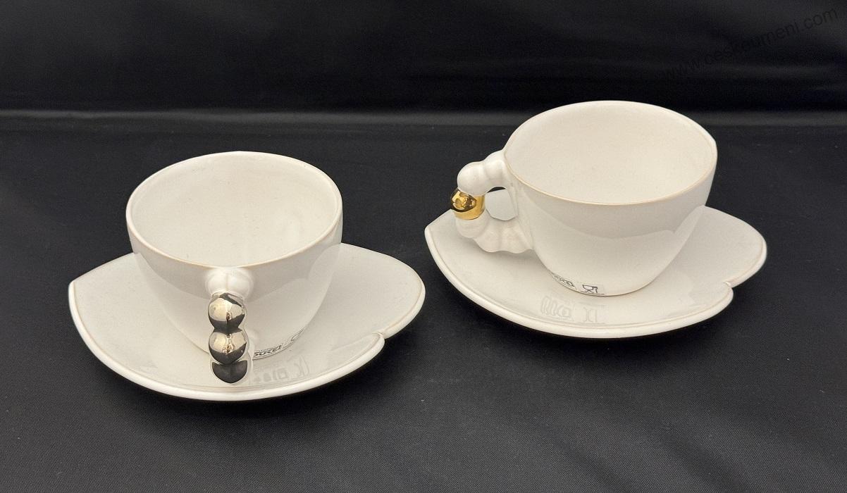 DUKE: Hrnek s podšálkem