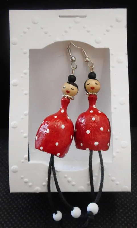 Halířová Dita: Náušnice makovice - červené s puntíky