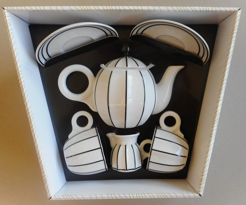 GOLDFINGER porcelán: Souprava ŠÁRKA - černá linka