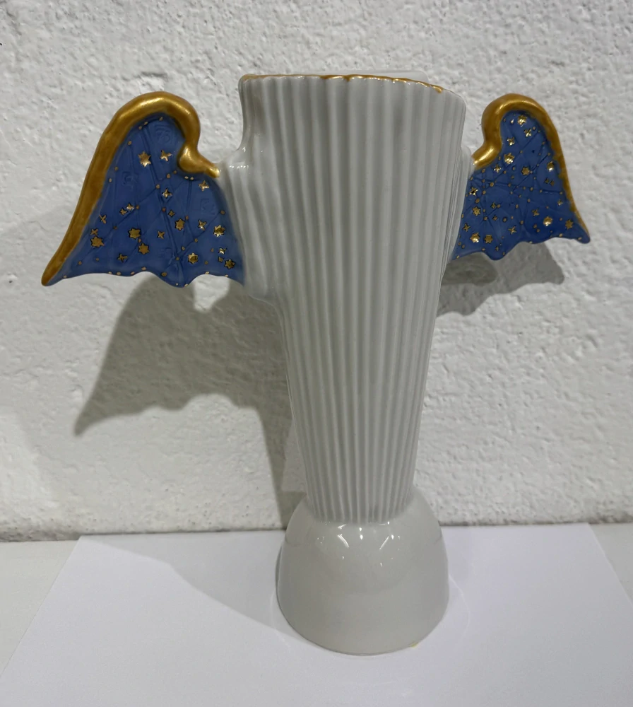 Laštovička Jiří: Svícen s křídly