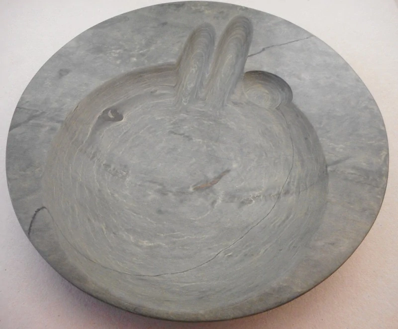 Doucha Jiří:  Mísa z břidlice