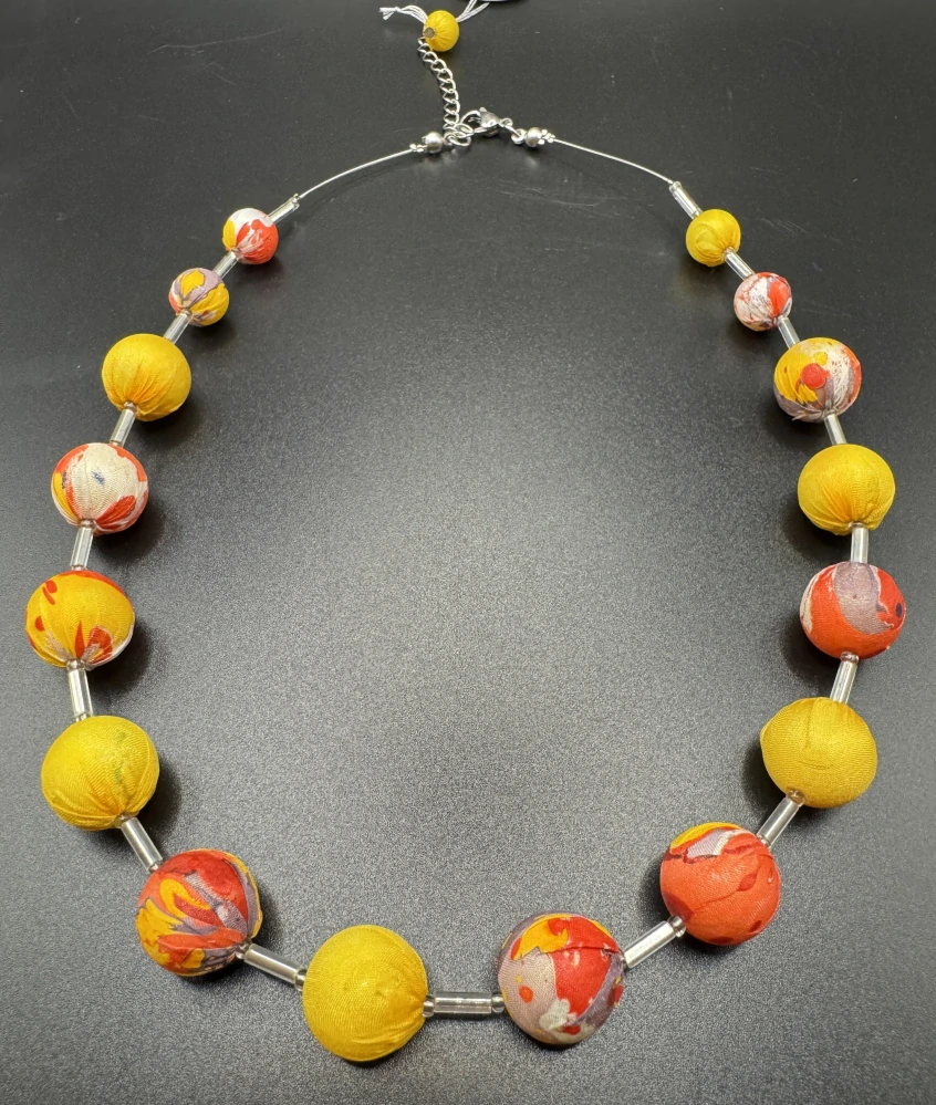 Ammerová Bohumila: Náhrdelník kuličky - mramorované