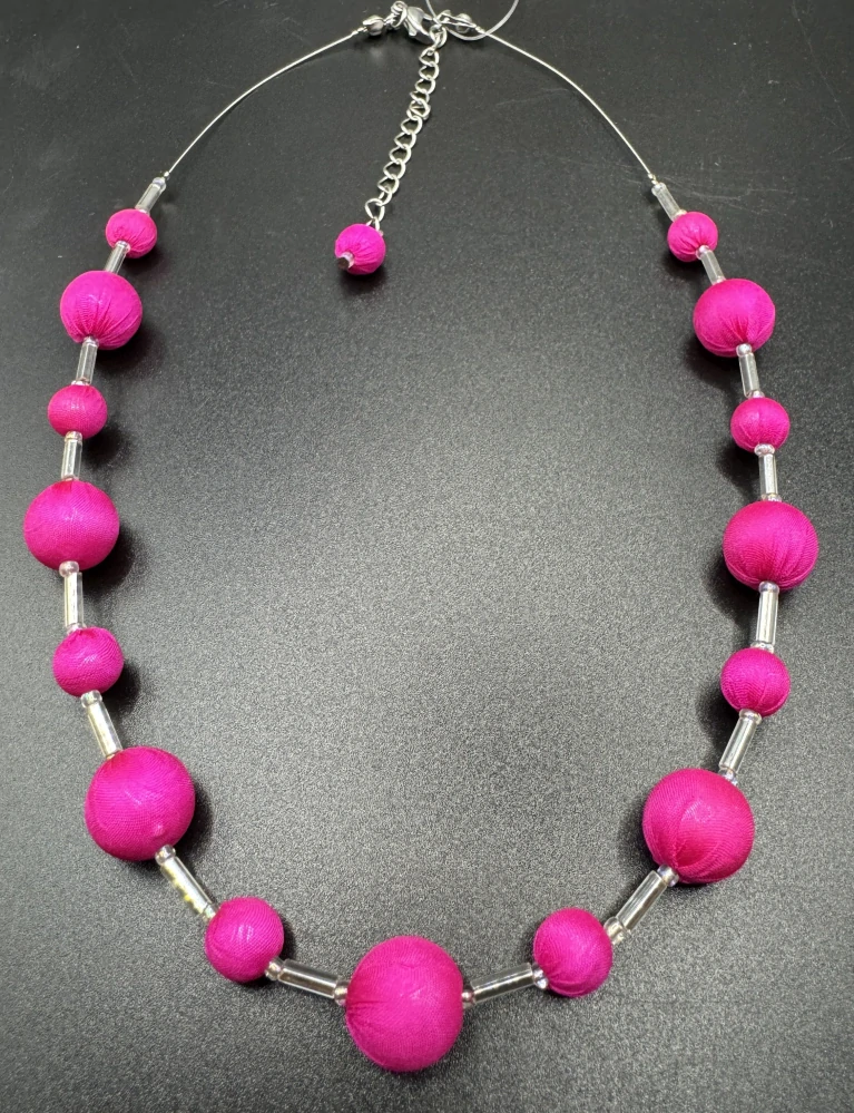 Ammerová Bohumila: Náhrdelník kuličky - svítivě růžové
