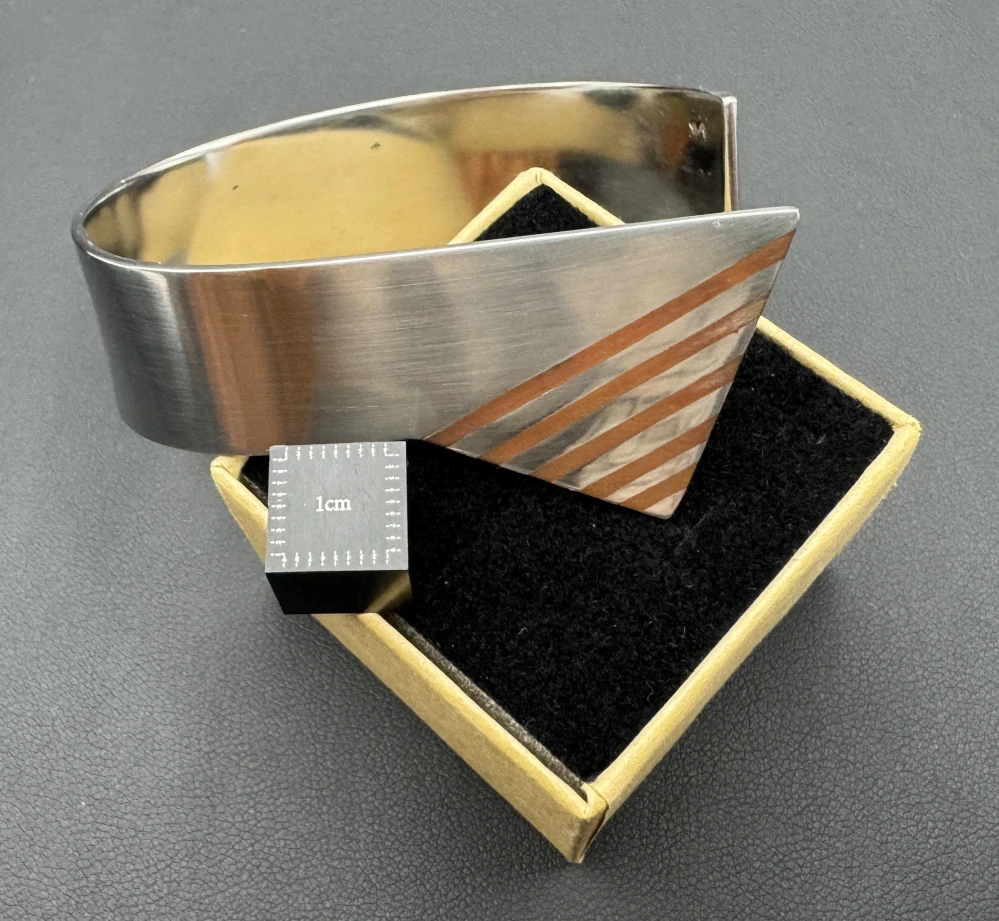 Štěpánek Miroslav: Náramek s mědí