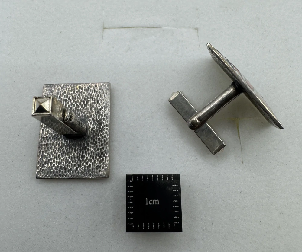 Mašková Zuzana: Manžetové knoflíčky - Obálky