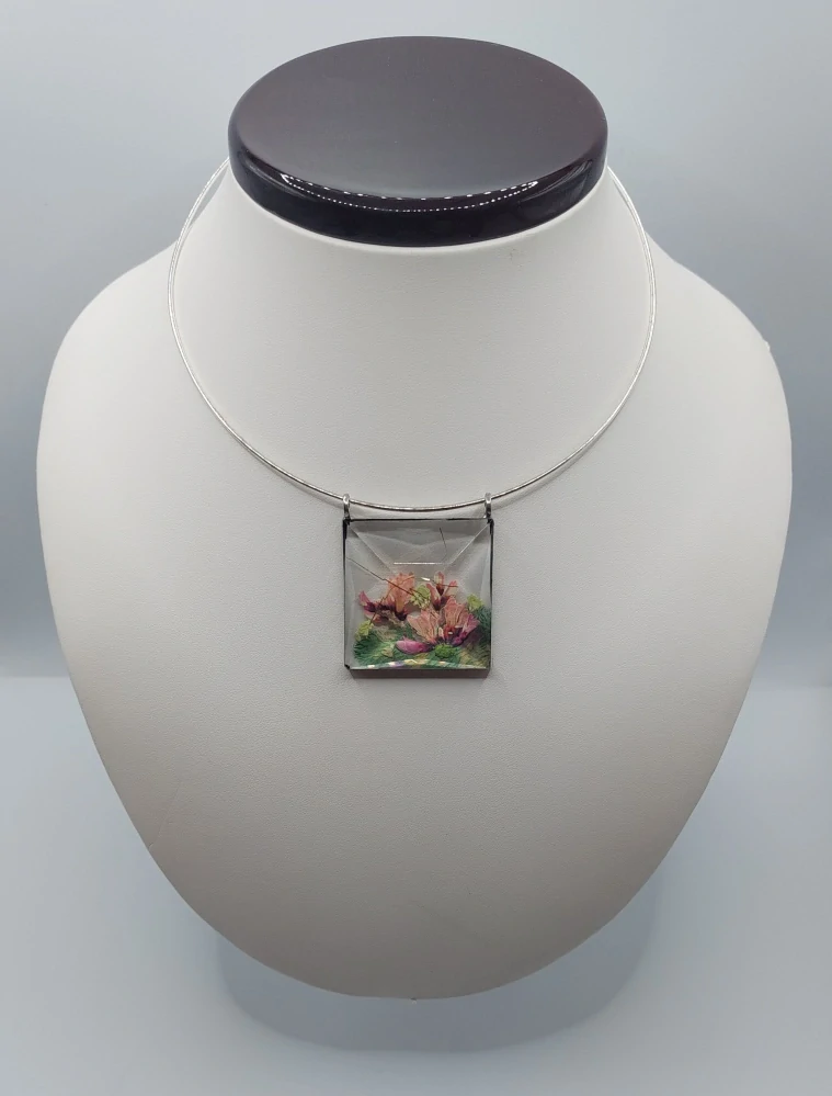 Machová Zuzana: Náhrdelník V