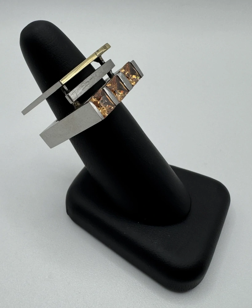 Votipka Karel: Prsten