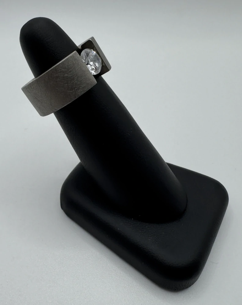 Votipka Karel: Prsten