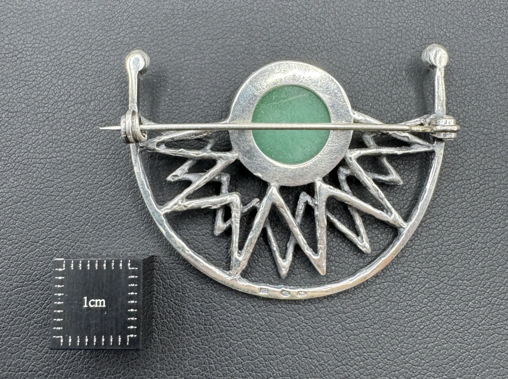 Mašková Zuzana: Brož - Půlměsíc