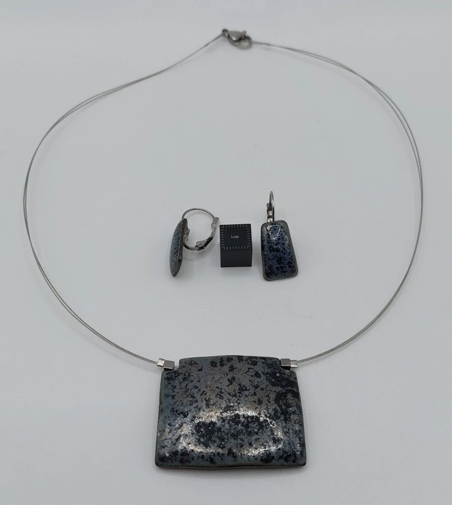 Komárková Lea: Set (tmavý)