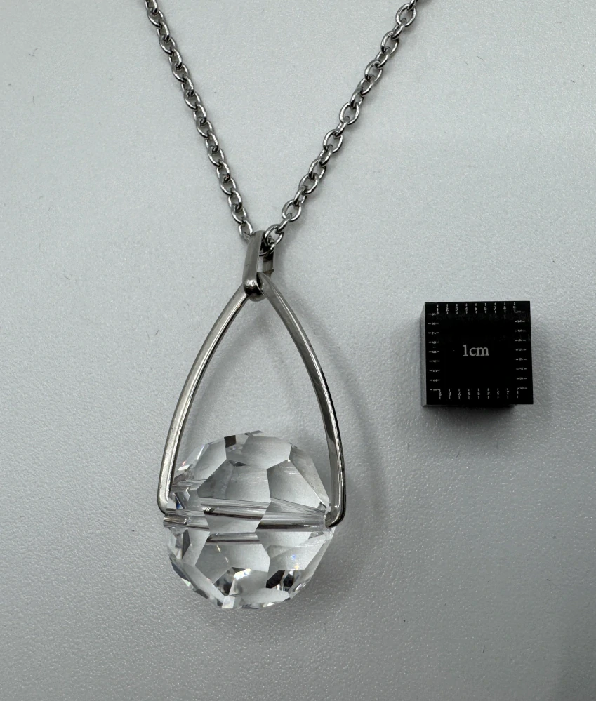 Horová Růžena: Náhrdelník křišťál