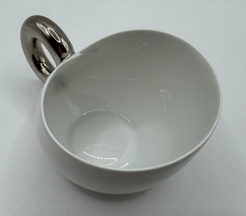 Linhartová Radka: Hrnek překládaný