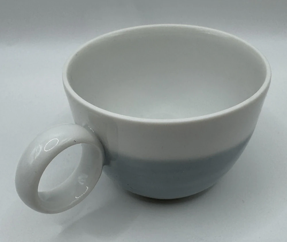 Linhartová Radka: Šálek piccolo modrobílý III