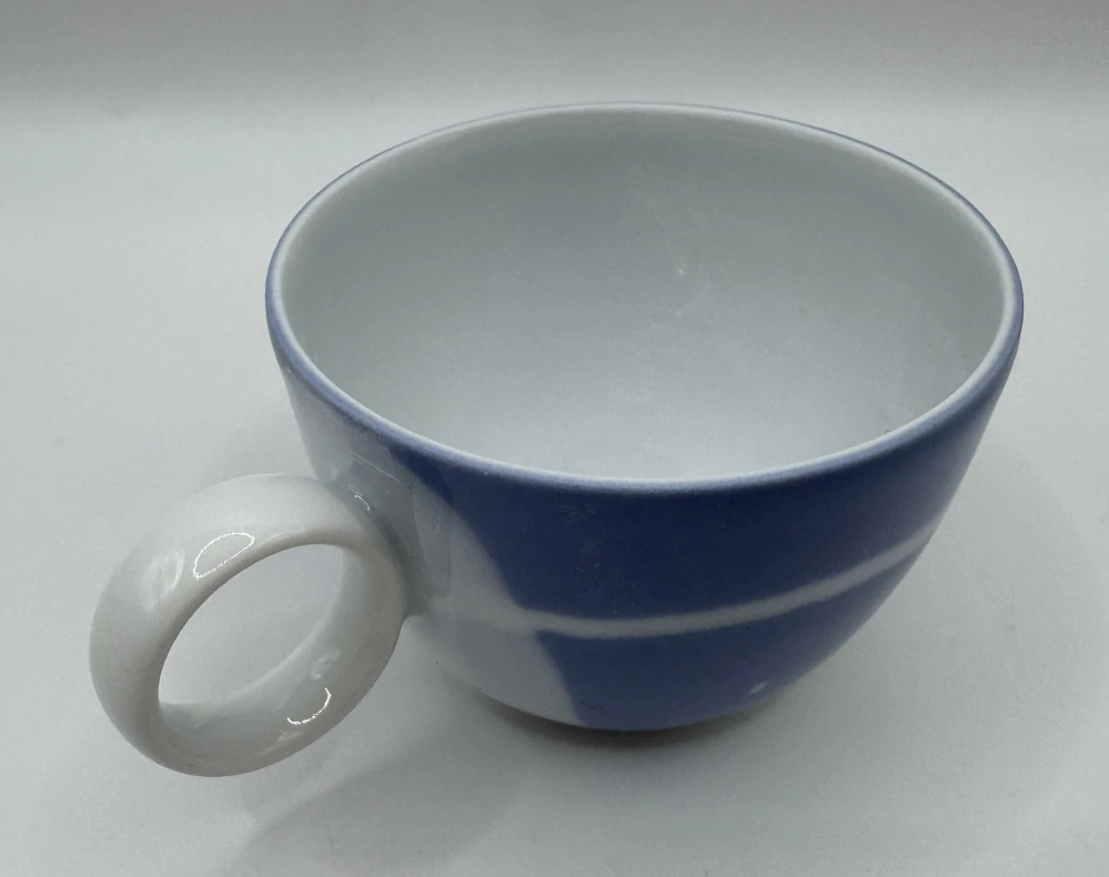 Linhartová Radka: Šálek piccolo modrá fúze IV