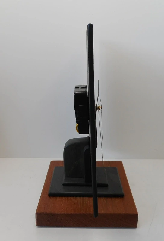 Doucha Jiří: Břidlicové hodiny stolní 