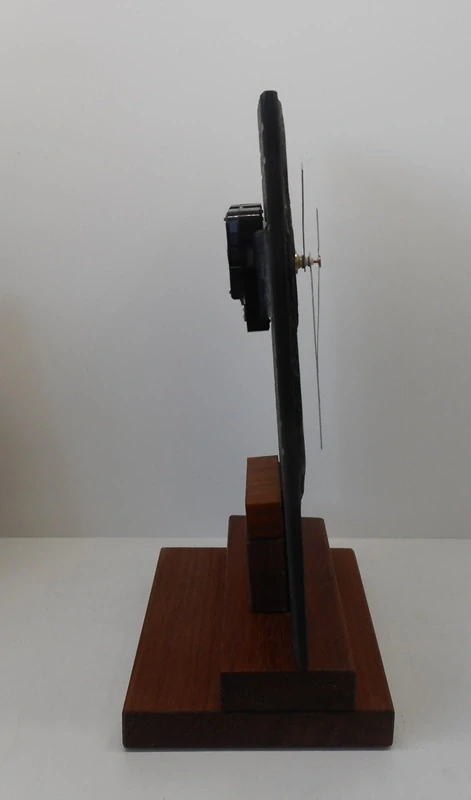 Doucha JIří: Břidlicové hodiny stolní