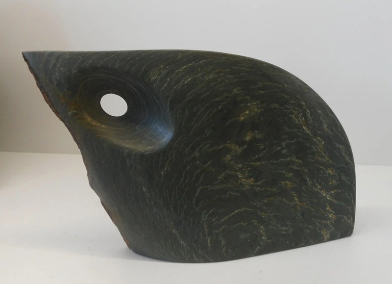 Doucha JIří: Břidlicová váza na sušiny