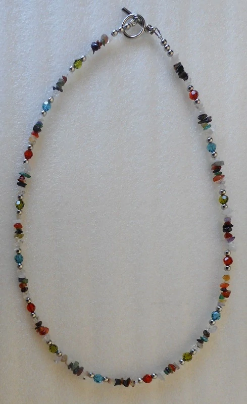 Horová Růžena: Náhrdelník - směs kamenů