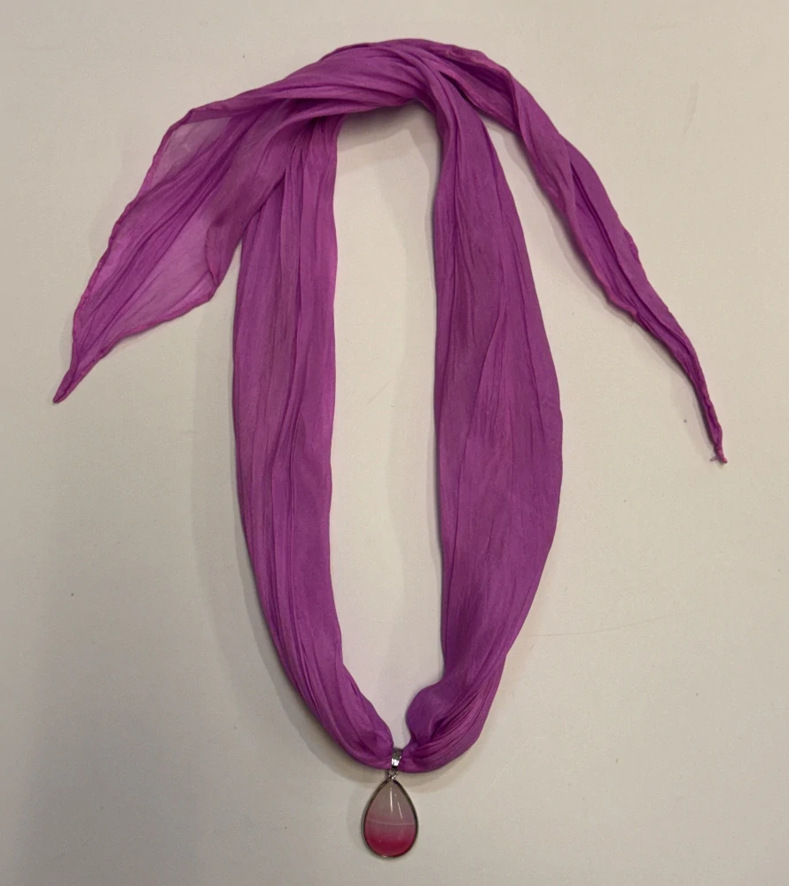 Ammerová Bohumila: Šátek náhrdelník - Achát