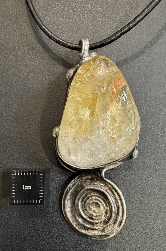 Brůnová Radka: Náhrdelník - Světlo