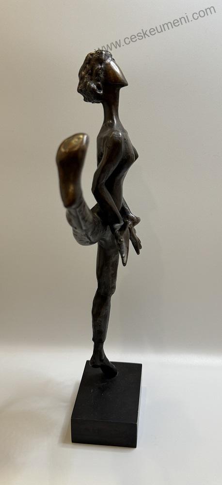 Tomková Towenová Evženie: Jazz dance Majka