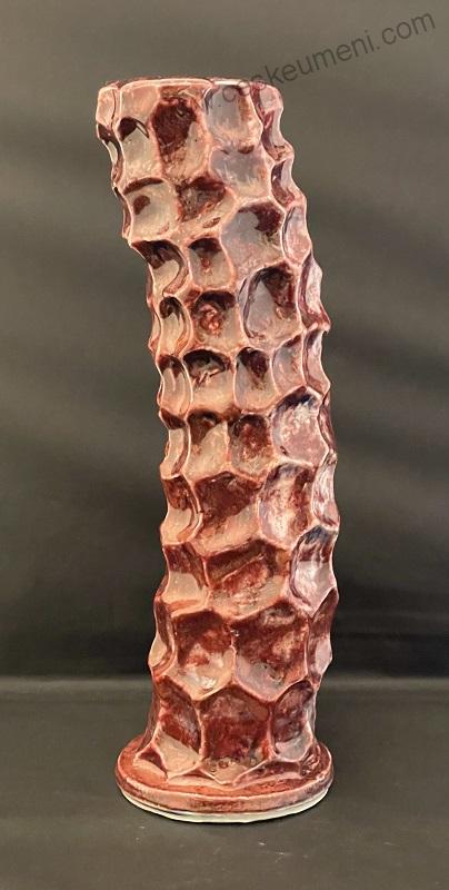 Nožičková Petra: Váza červená