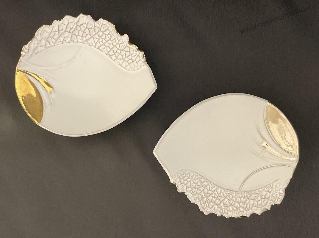 DUKE: Svícen - List