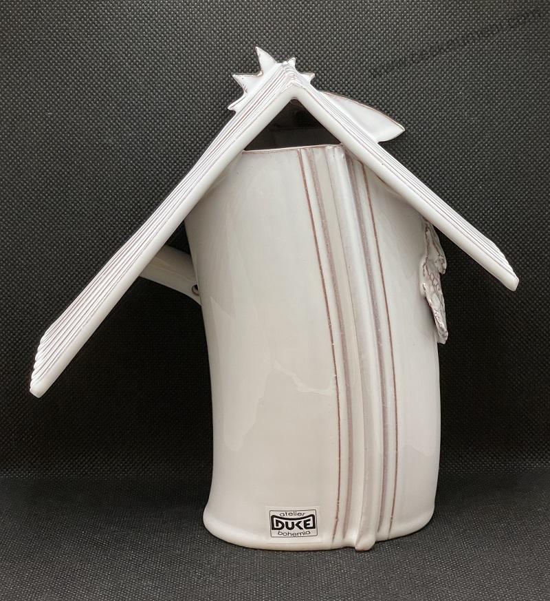 DUKE: Svícen - Chaloupka