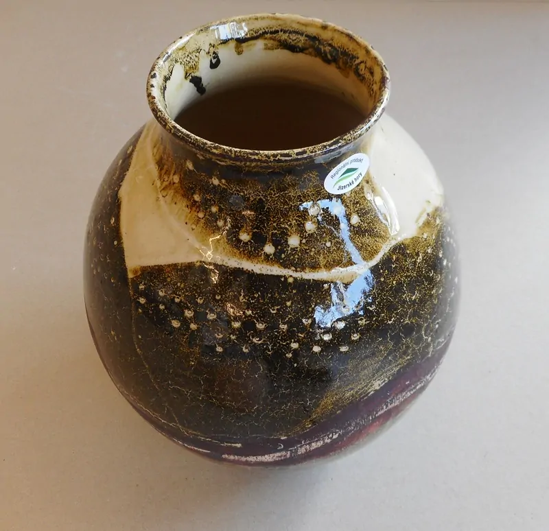 Strunová Gebrt Květuše: Váza buctatá střední