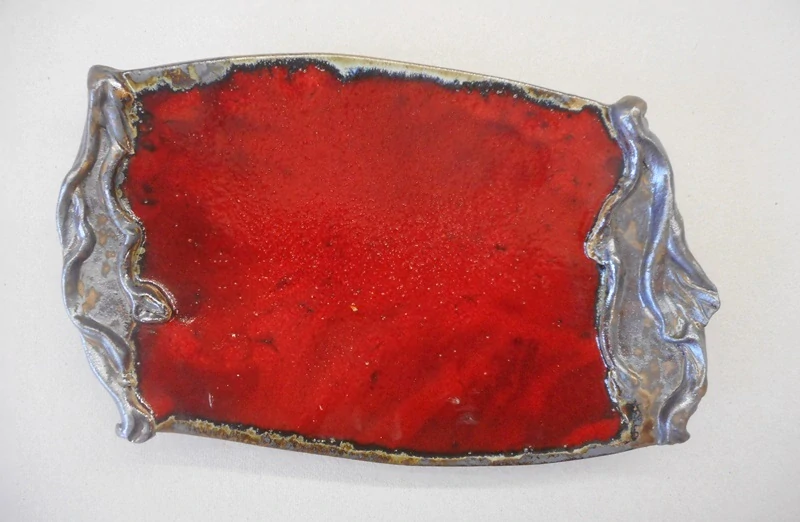 Bašková Štěpánka: Tác střední červený - ozdobný