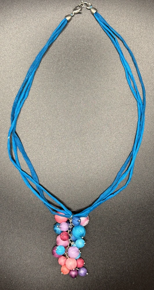 Ammerová Bohumila: Náhrdelník hrozen - modrý