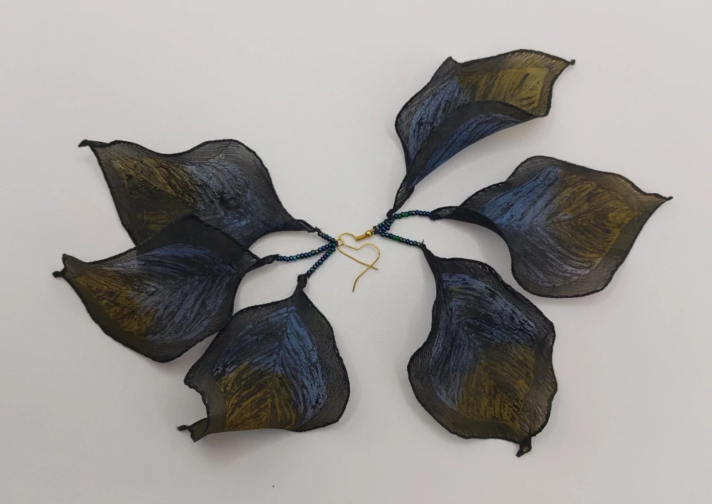 "Ruckl" Knoblochová Zuzana: Náušnice - Listy (modro-zelené)