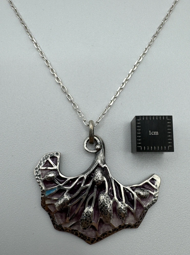 Mašková Zuzana: Náhrdelník - Jehnědy