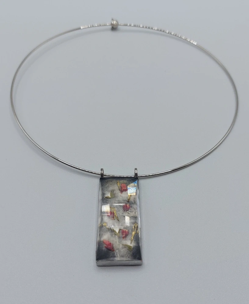 Machová Zuzana: Náhrdelník IX