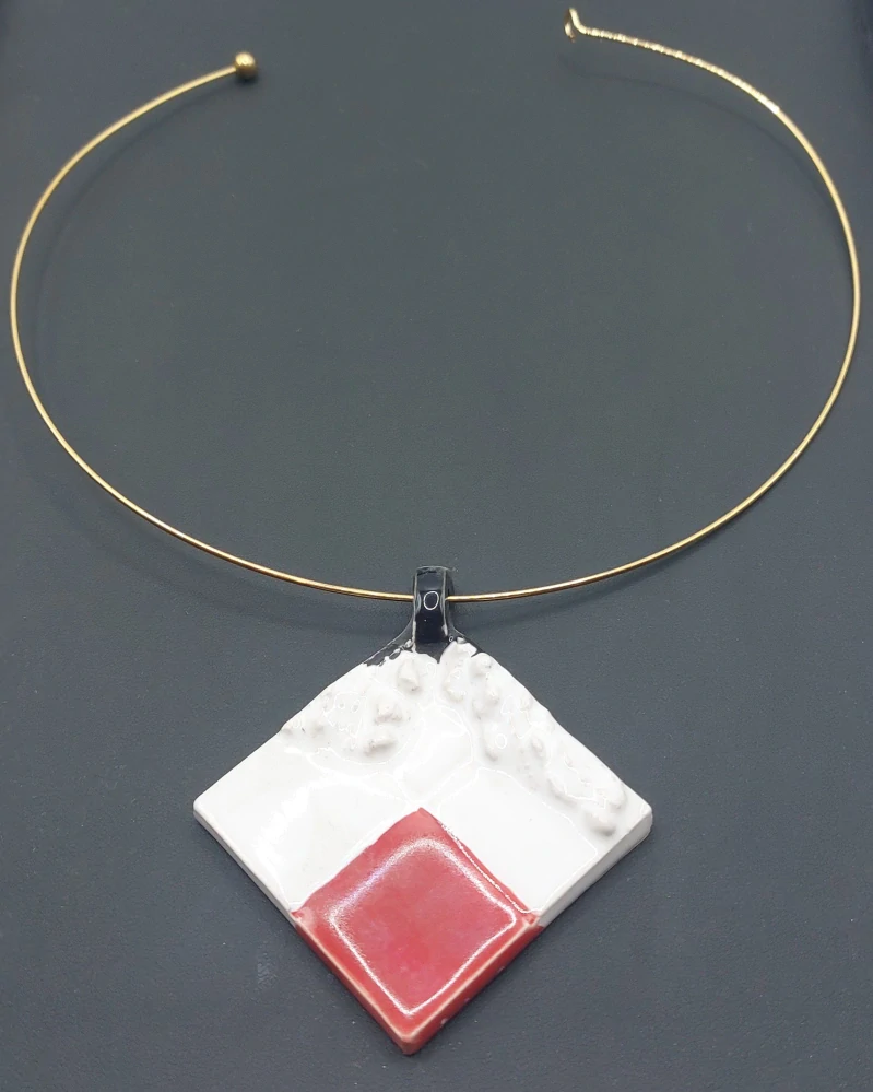 DUKE: Náhrdelník (čtverec)