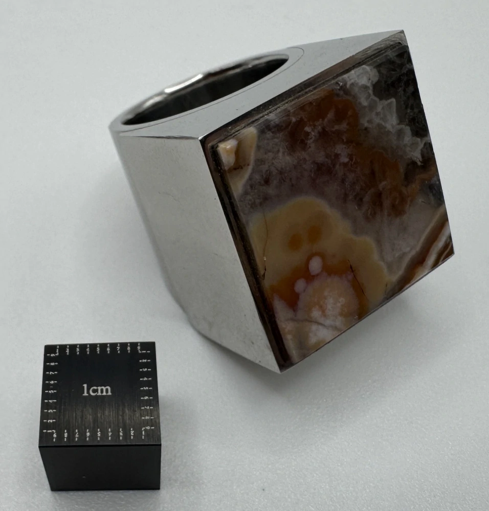 Votipka Karel: Prsten