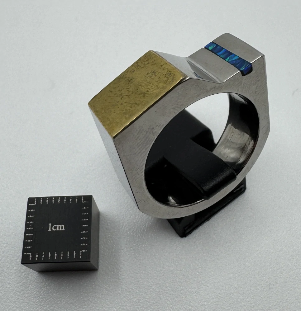 Votipka Karel: Prsten