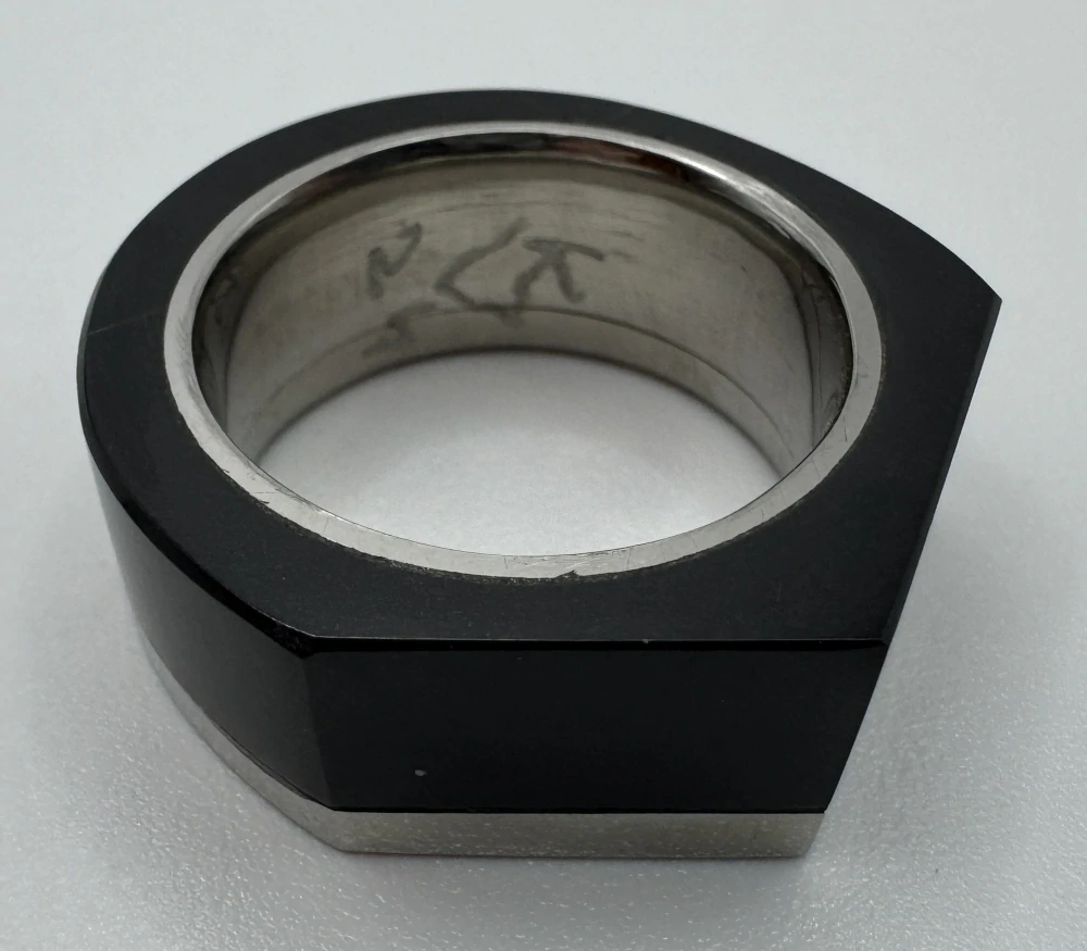 Votipka Karel: Prsten