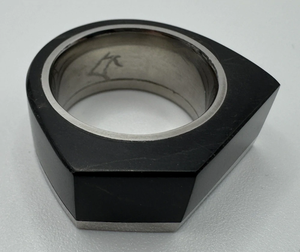 Votipka Karel: Prsten