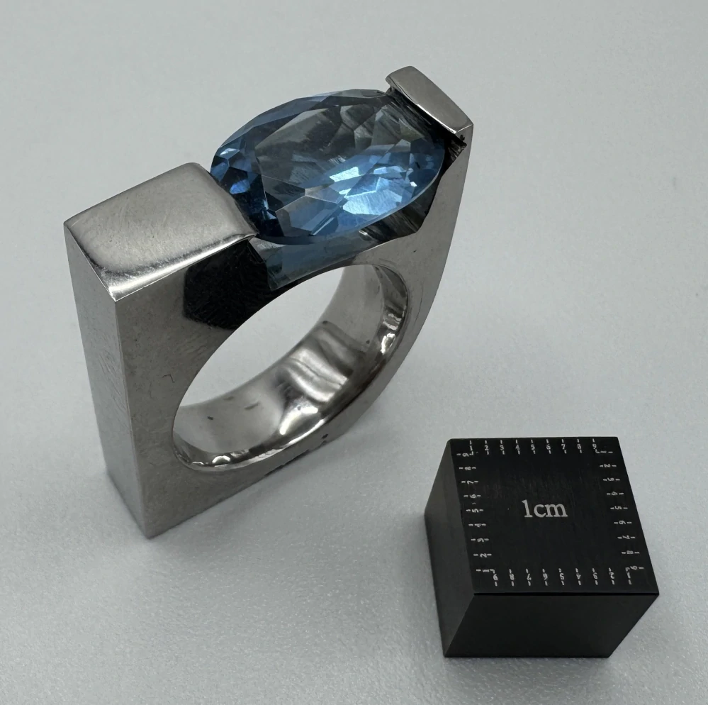 Votipka Karel: Prsten