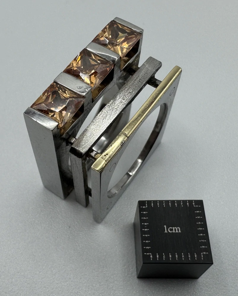 Votipka Karel: Prsten