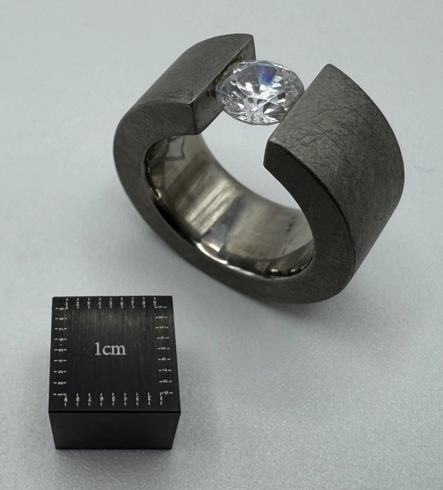 Votipka Karel: Prsten