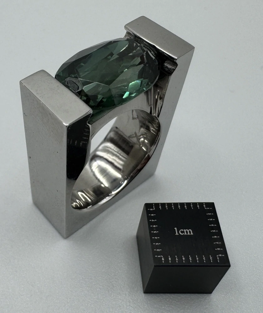 Votipka Karel: Prsten