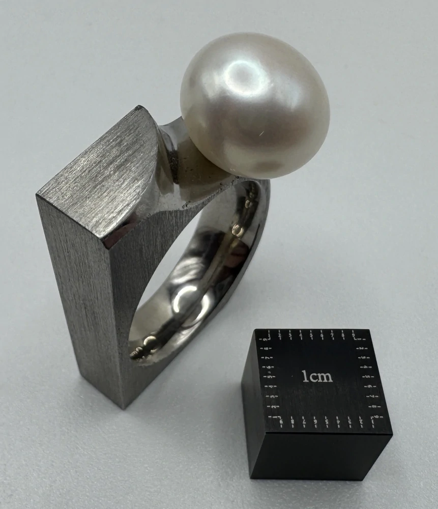 Votipka Karel: Prsten