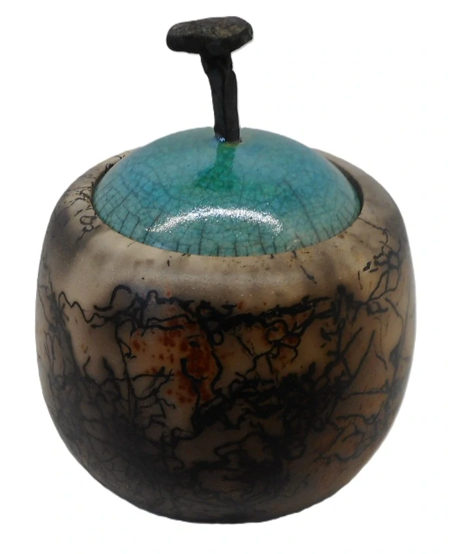 Plíhal Michal: Dózička s kovaným detailem I.