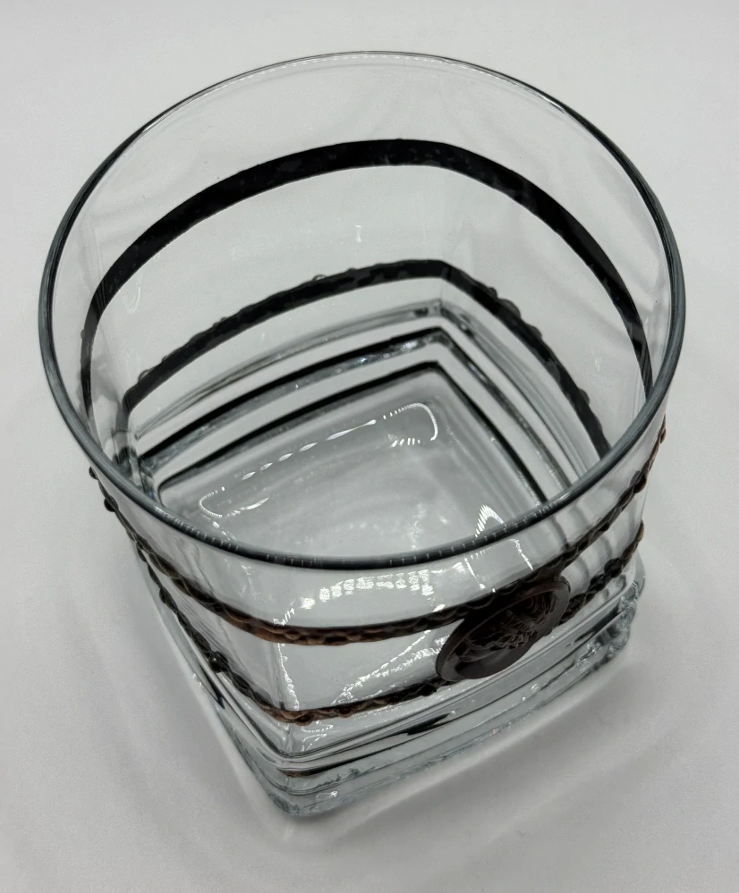 Machová Zuzana: Sklenička na whisky