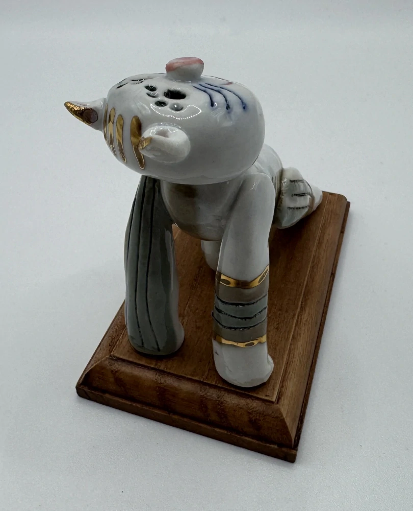 Motlík Ondřej: Kočka (pupík)