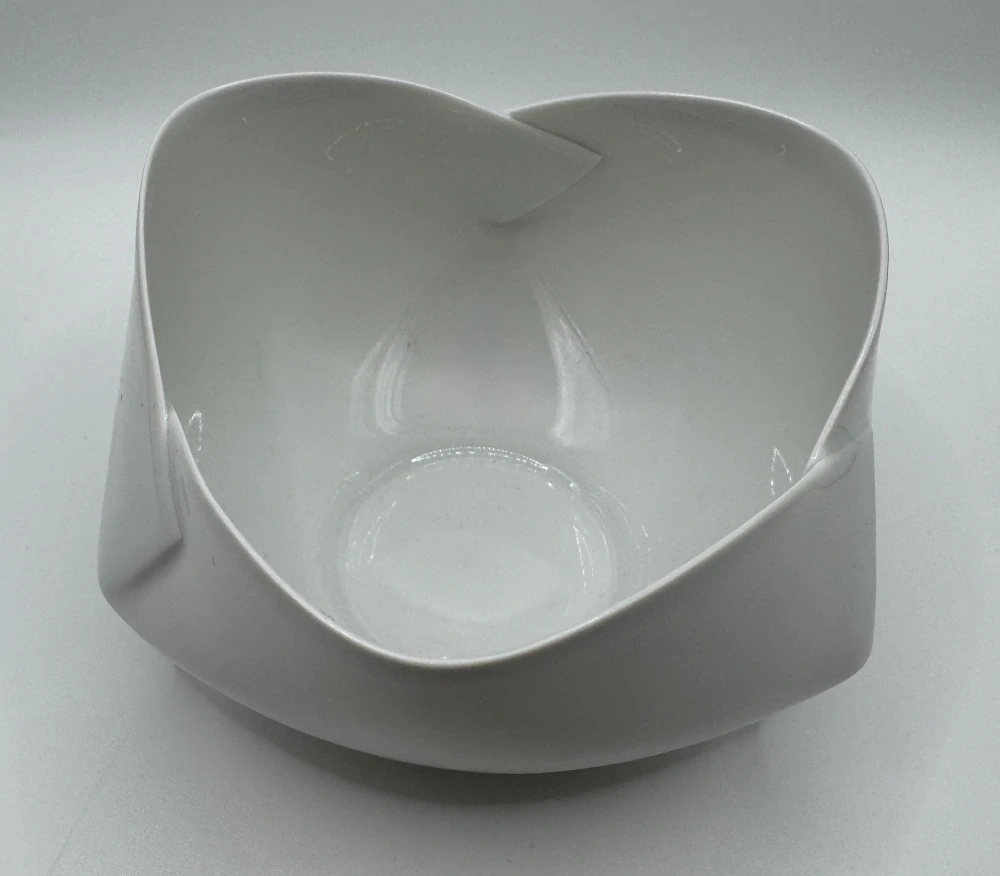 Linhartová Radka: Miska překládaná