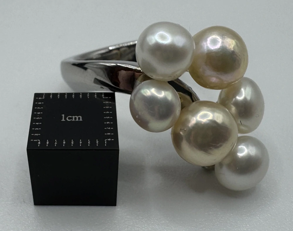 Votipka Karel: Prsten 6 perel